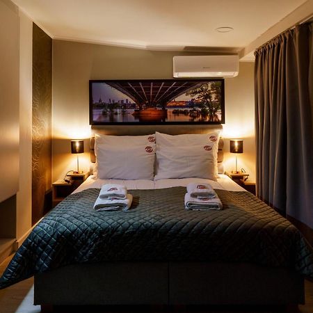 Kamienica No 111A Warsaw Airport Aparthotel Kültér fotó