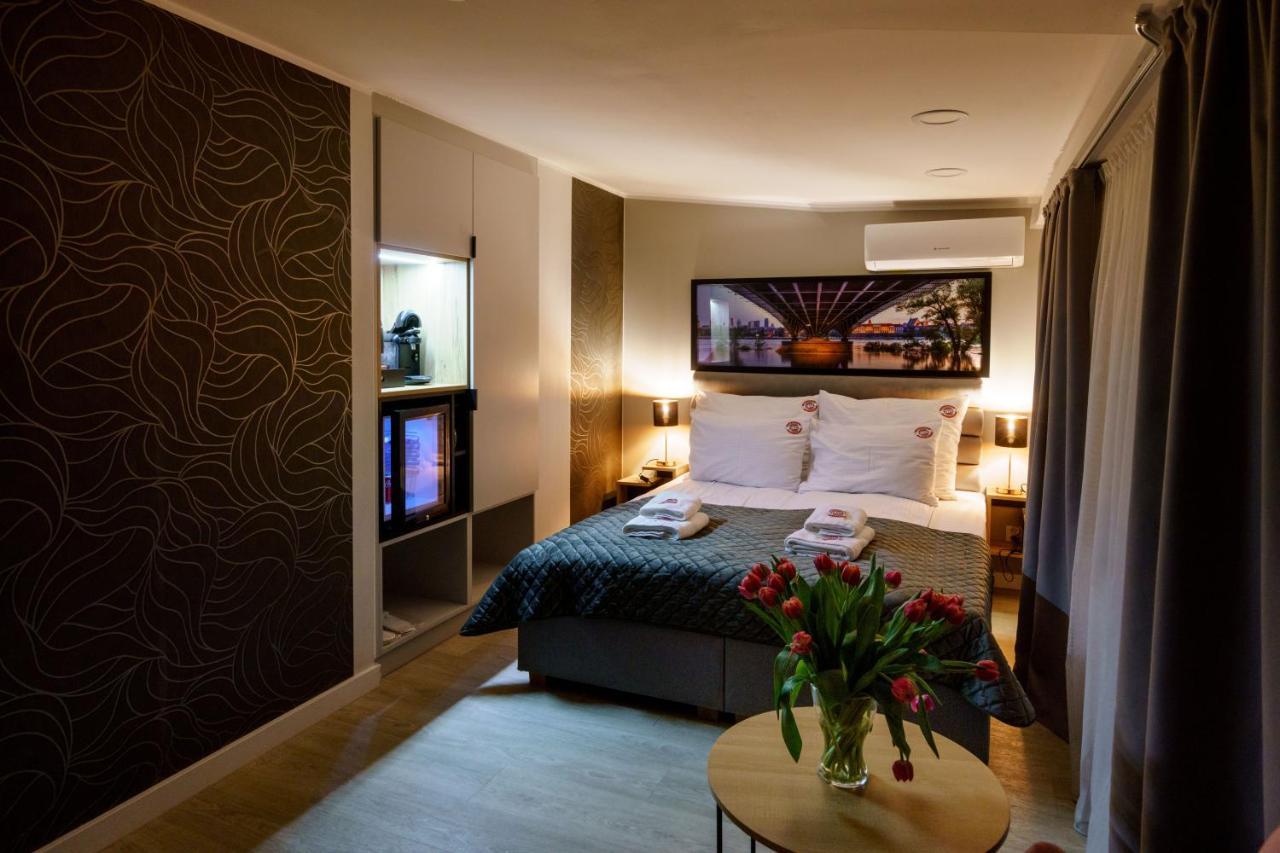 Kamienica No 111A Warsaw Airport Aparthotel Kültér fotó
