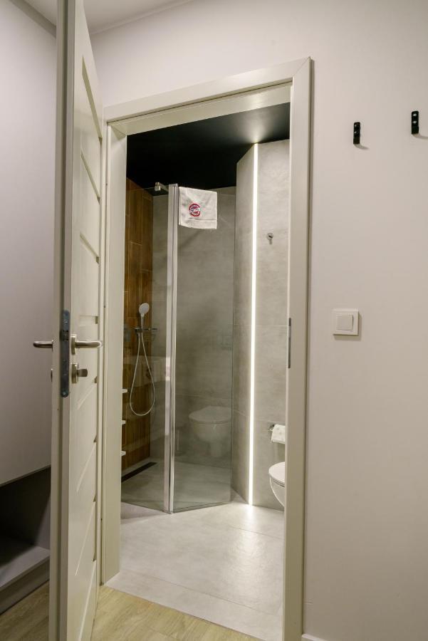 Kamienica No 111A Warsaw Airport Aparthotel Kültér fotó