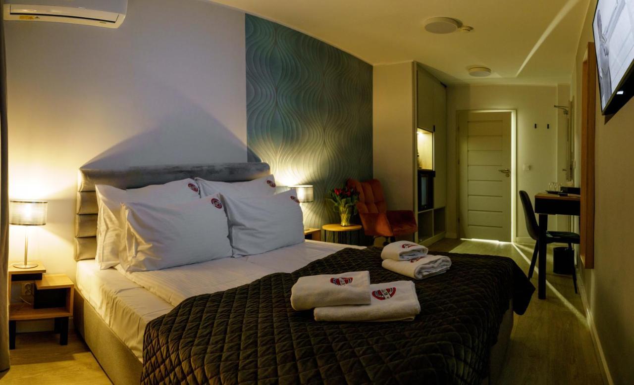 Kamienica No 111A Warsaw Airport Aparthotel Kültér fotó