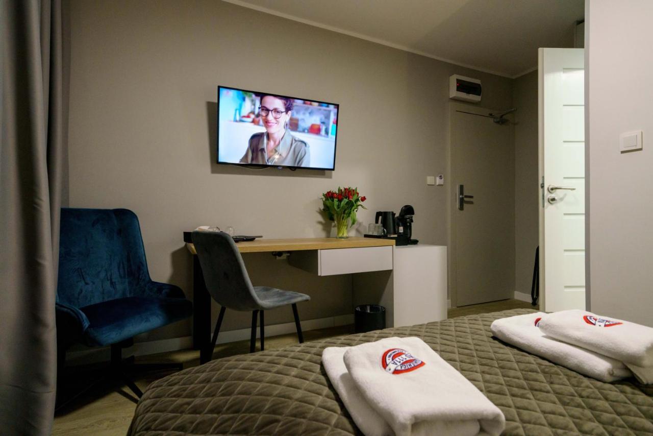 Kamienica No 111A Warsaw Airport Aparthotel Kültér fotó