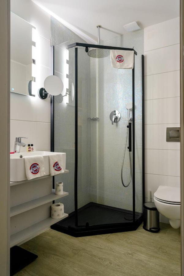 Kamienica No 111A Warsaw Airport Aparthotel Kültér fotó