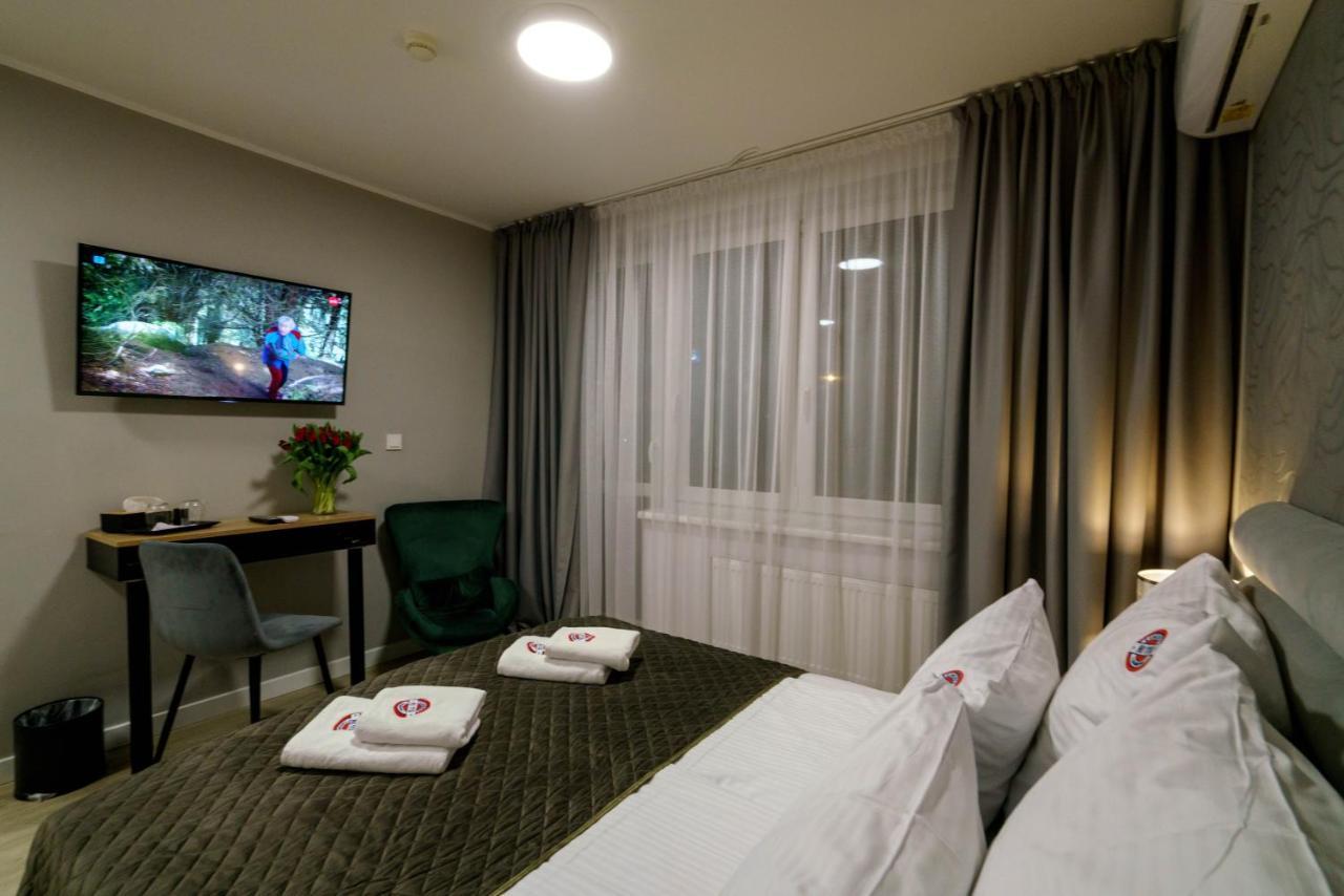 Kamienica No 111A Warsaw Airport Aparthotel Kültér fotó
